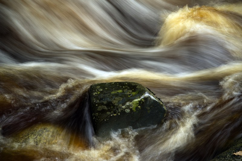 2022 - The Hills Rocks And Waters Of Glendalough