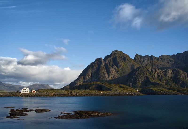 Henningsvaer - Lofoten - cover.SA706203.editted.nice