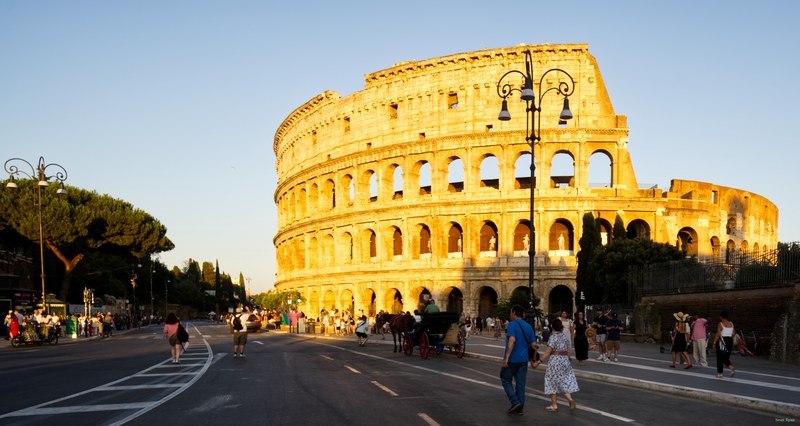 Colosseum in the daylight sun.