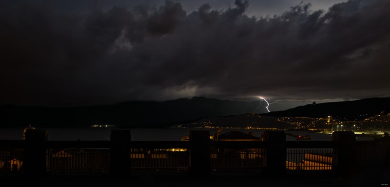 2025-07 - Lightning Over The Gulf Of Trieste - SA708358.editted.cropped