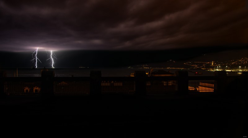 2025-07 - Lightning Over The Gulf Of Trieste - SA708389.editted