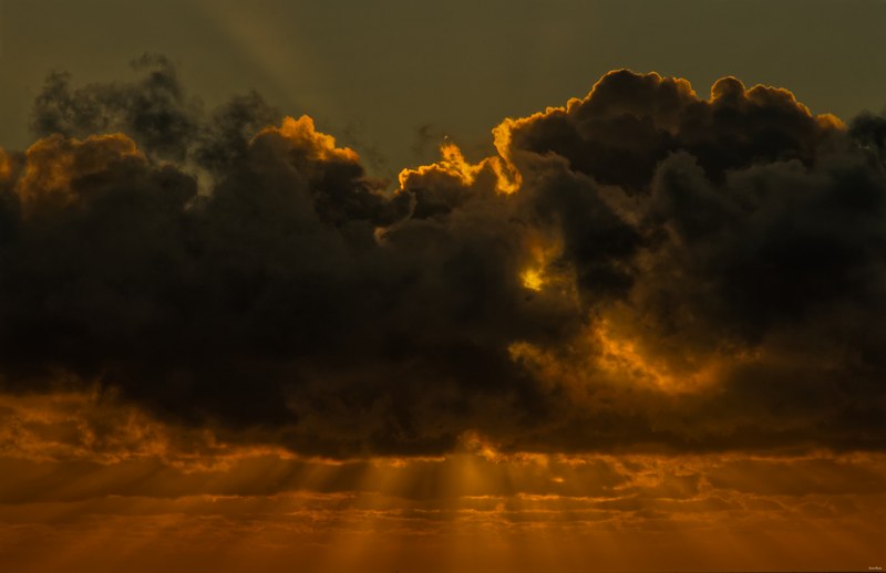 2025-09 - Howth Morning Cloudbreak - SA709521.editted