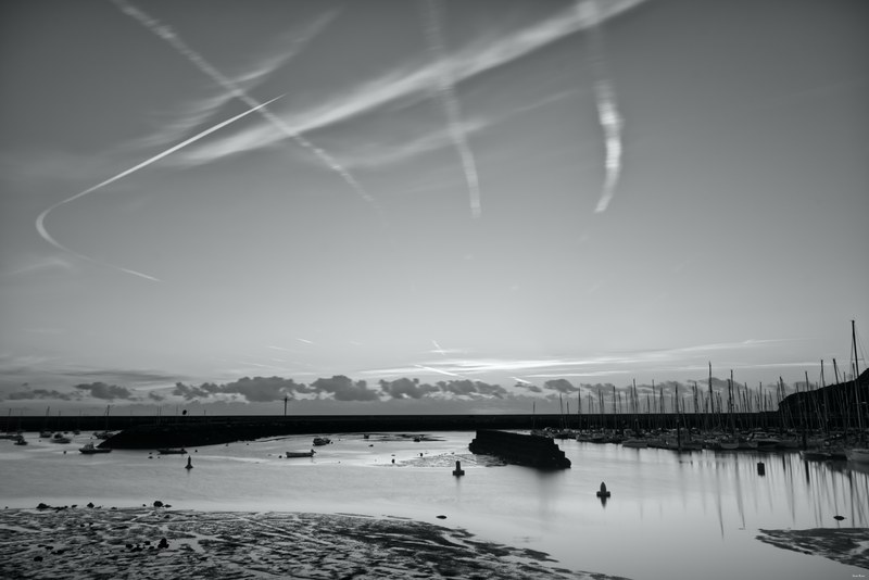 2025-09 - Howth Morning Harbour Sky - SA709540.editted.bw