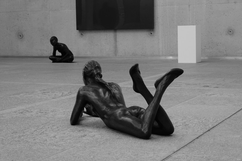 Statues - RX100085.ok