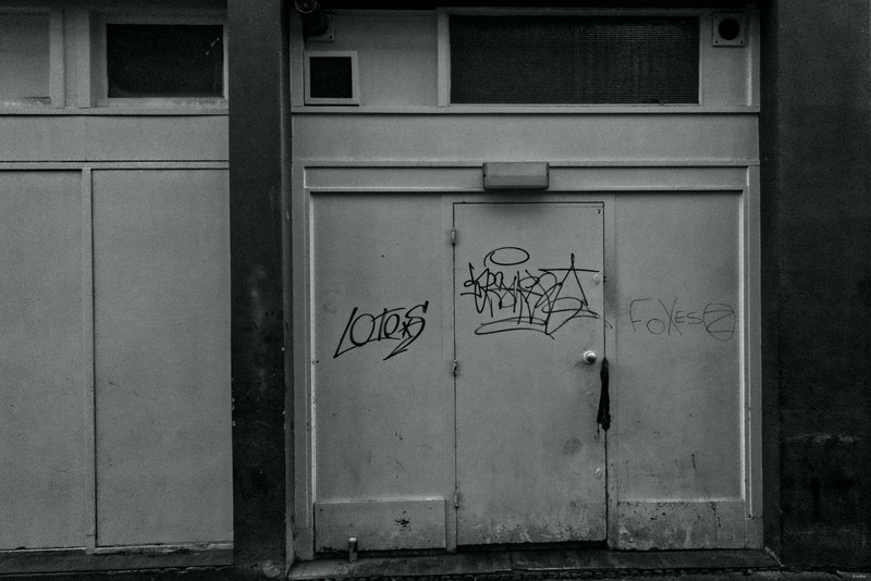 Streets-and-skies - RX100117.editted